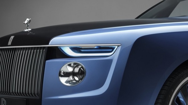 В РФ стали меньше покупать люксовые автомобили