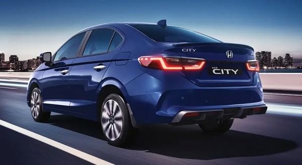 Представлен обновленный седан Honda City Представлен обновленный седан Honda City