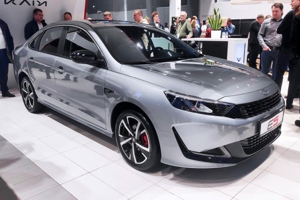 Седан Kaiyi E5 выходит на российский рынок, кроссоверы на очереди Седан Kaiyi E5 выходит на российский рынок, кроссоверы на очереди