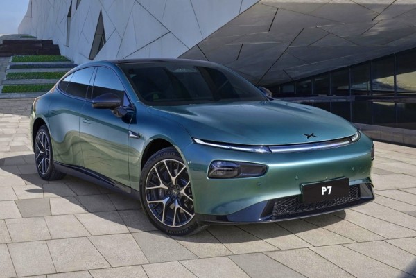 Обновленному седану Xpeng P7i добавили интеллекта Обновленному седану Xpeng P7i добавили интеллекта
