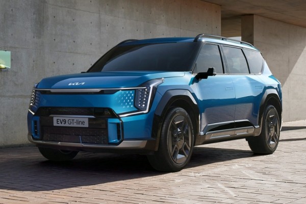 Большой кроссовер Kia EV9 полностью рассекречен