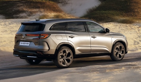 Представлен новый Renault Espace: теперь это кроссовер