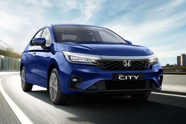Представлен обновленный седан Honda City Представлен обновленный седан Honda City