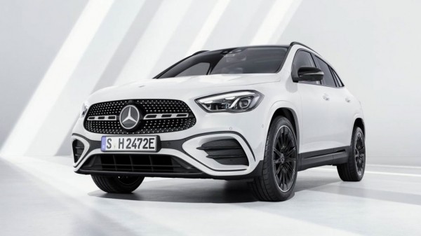 Дебютировали обновлённые кроссоверы Mercedes-Benz GLA и GLB