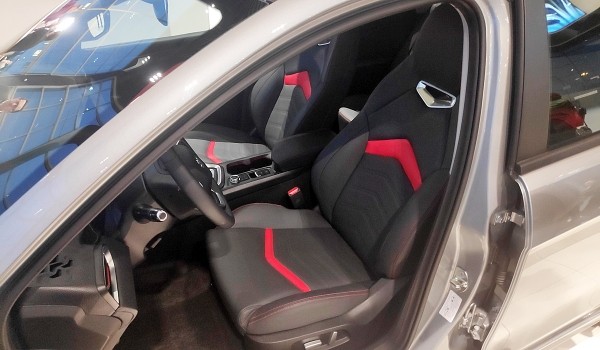 Седан Kaiyi E5 выходит на российский рынок, кроссоверы на очереди Седан Kaiyi E5 выходит на российский рынок, кроссоверы на очереди