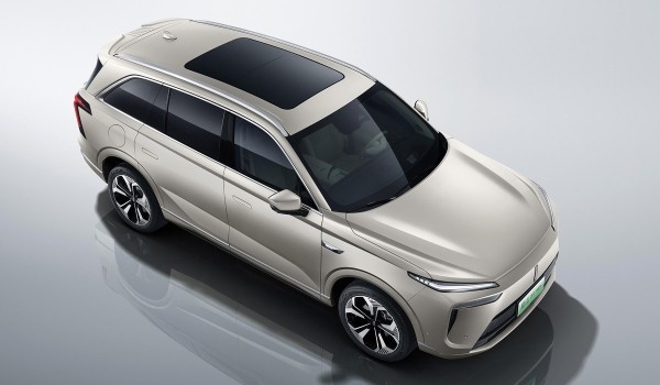 Флагманский кроссовер Wey Lanshan: 1200 км без дозаправки Флагманский кроссовер Wey Lanshan: 1200 км без дозаправки