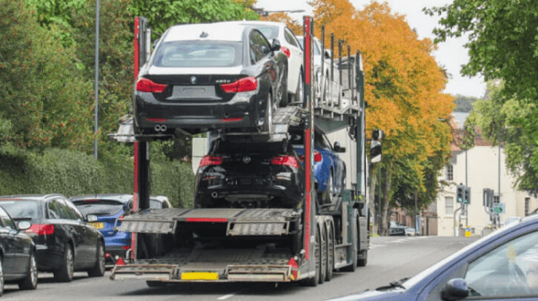 Главный инженер Rivian Чарльз Сандерсон устроился в McLaren на должность техдиректора