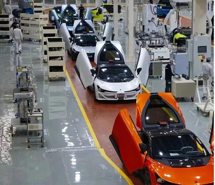 На аукцион выставили уникальный суперкар Lotec C1000 мощностью 1000 л.с. нефтяного магната