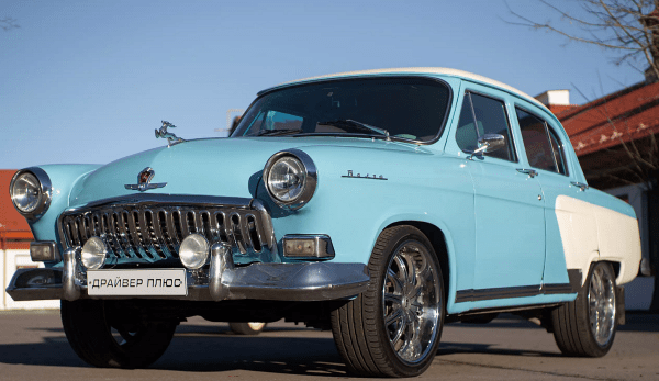 На видео показали самую быструю 300-сильную Волгу (ГАЗ-21)