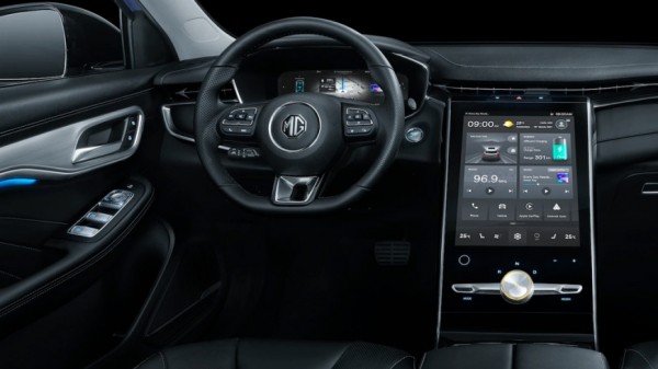 Новые электрические кроссоверы Roewe Marvel R начали продавать в России в марте 2023 года Новые электрические кроссоверы Roewe Marvel R начали продавать в России в марте 2023 года