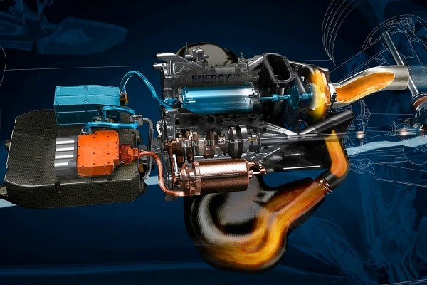 Видео объясняет, как маленькие двигатели Формулы-1 могут развивать мощность 1000 лошадиных сил Видео объясняет, как маленькие двигатели Формулы-1 могут развивать мощность 1000 лошадиных сил