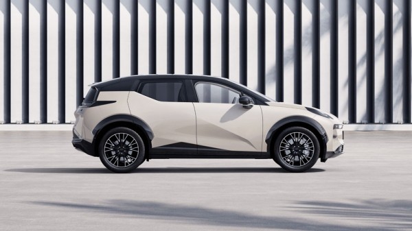 «Дочка» Geely представила новый электрический кроссовер дешевле 2,3 млн рублей «Дочка» Geely представила новый электрический кроссовер дешевле 2,3 млн рублей