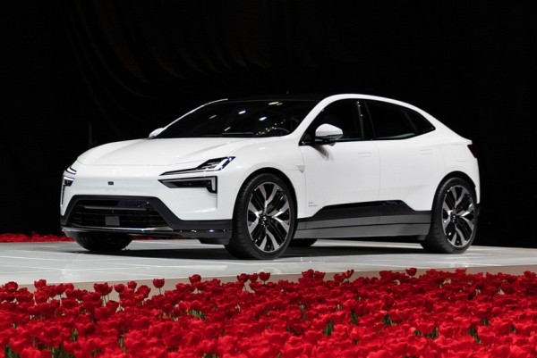 Представлен Polestar 4: на стыке жанров и без заднего стекла Представлен Polestar 4: на стыке жанров и без заднего стекла