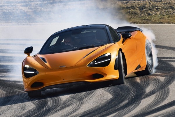Суперкар McLaren 750S пришел на смену модели 720S