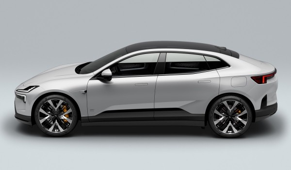 Представлен Polestar 4: на стыке жанров и без заднего стекла Представлен Polestar 4: на стыке жанров и без заднего стекла