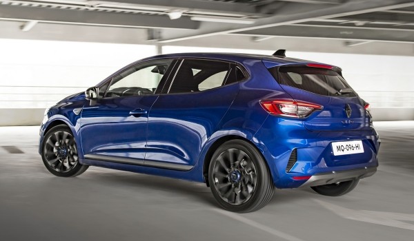 Хэтчбек Renault Clio: рестайлинг и сокращение гаммы Хэтчбек Renault Clio: рестайлинг и сокращение гаммы