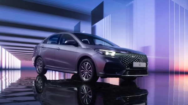 Бренд OMODA раскрыл ценники на новый седан OMODA S5 для России