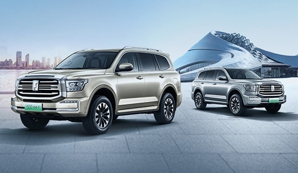 Серийный Tank 400 дебютировал вместе с гибридом Tank 500 Hi4-T Серийный Tank 400 дебютировал вместе с гибридом Tank 500 Hi4-T