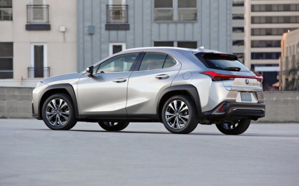 Автопортал BESTCAR назвал три бюджетных кроссовера из Японии, которые рекомендуют выбирать сами японцы Автопортал BESTCAR назвал три бюджетных кроссовера из Японии, которые рекомендуют выбирать сами японцы