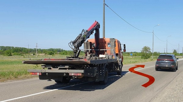 Автосайт NJcar сообщил, при каких обстоятельствах водитель может безнаказанно пересекать сплошную линию Автосайт NJcar сообщил, при каких обстоятельствах водитель может безнаказанно пересекать сплошную линию