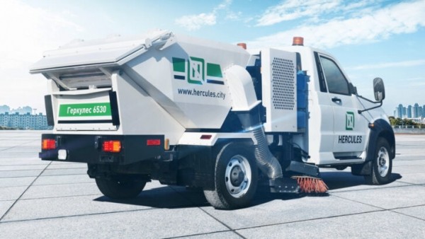 Автозавод УАЗ выпустил новую уборочную автомашину «Геркулес 6530» для коммунальных служб в апреле 2023 года