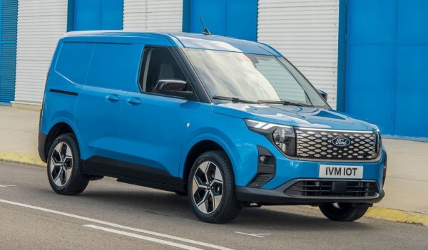 Новый Ford Transit Courier и перестановки в гамме «каблучков» Новый Ford Transit Courier и перестановки в гамме «каблучков»