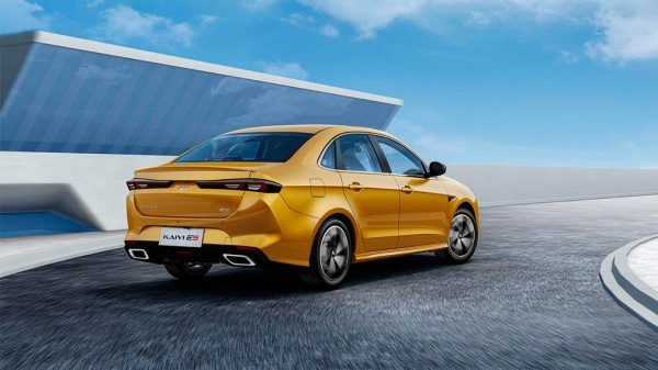 Эксперты «За рулем» назвали плюсы и минусы нового седана Kaiyi E5 калининградской сборки