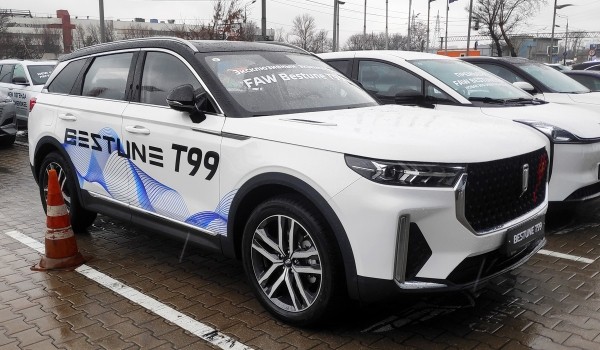 На российском рынке появится кроссовер FAW Bestune T99 На российском рынке появится кроссовер FAW Bestune T99