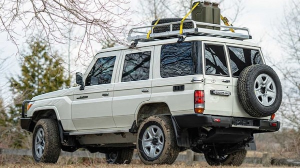 Тюнеры доработали бронированный внедорожник Land Cruiser 70