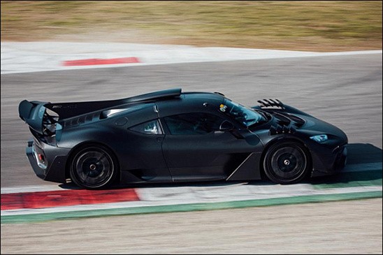 На трассе Нюрбургринг замечен обновленный Mercedes-Benz E-Class 2024 модельного года На трассе Нюрбургринг замечен обновленный Mercedes-Benz E-Class 2024 модельного года