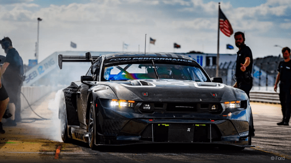 Радиоуправляемые модели Mustang 5.0 Notchback от Traxxas выглядят и ездят как настоящие