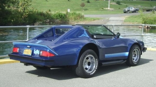 Странной формы Chevrolet Camaro Z28 оказался переделанным VW Beetle Странной формы Chevrolet Camaro Z28 оказался переделанным VW Beetle