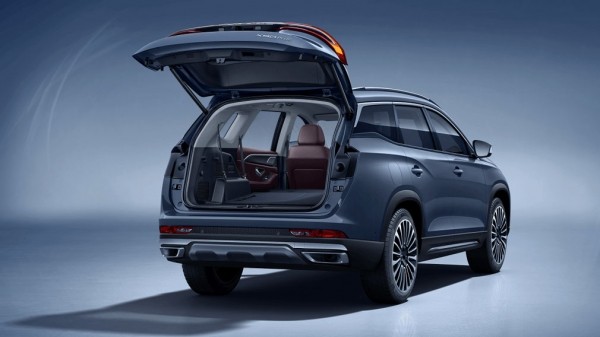 Раскрыты цены на новый кроссовер Jetour X90 Plus в РФ