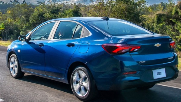 В Казахстане начались продажи седана Chevrolet Onix за 1,55 млн рублей В Казахстане начались продажи седана Chevrolet Onix за 1,55 млн рублей