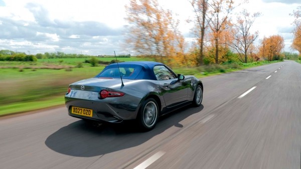 Названы лучшие кабриолеты в 2023 году