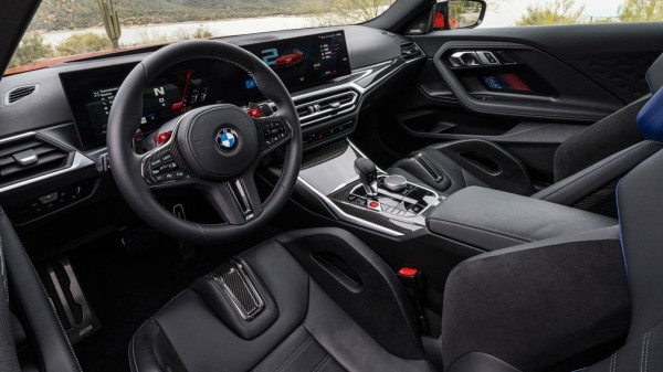 Компания BMW запатентовала в РФ экстерьер M2 в кузове G87