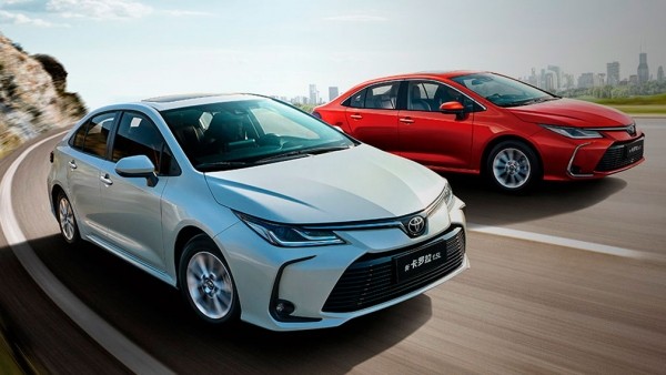 В Китае начались продажи новой Toyota Corolla с расходом 4 литра на 100 километров В Китае начались продажи новой Toyota Corolla с расходом 4 литра на 100 километров