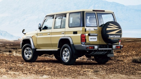 Внедорожнику Toyota Land Cruiser 70 вернут четырехцилиндровый мотор Внедорожнику Toyota Land Cruiser 70 вернут четырехцилиндровый мотор