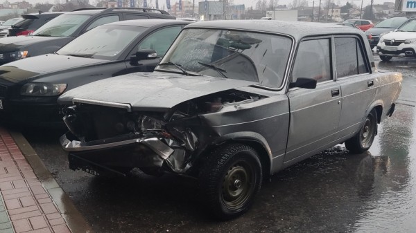 Названы 5 признаков автомобиля, который побывал в серьезной аварии