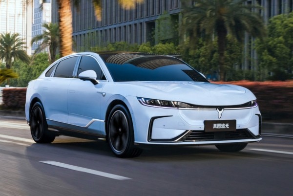 Седан Voyah Passion: цены в России