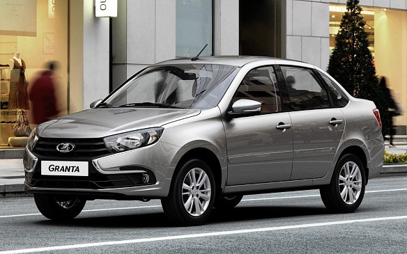 Более 1 млн автомашин в России имеют возраст старше 35 лет