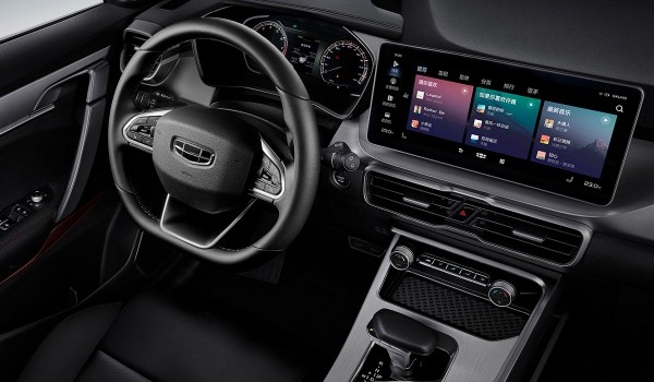 Паркетник Geely Binyue (он же Coolray) опять обновлен Паркетник Geely Binyue (он же Coolray) опять обновлен