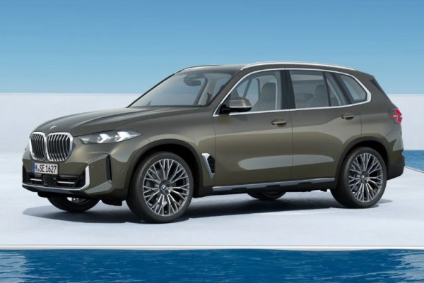 Обновки BMW: трехлитровый дизель, младший i7 и другое Обновки BMW: трехлитровый дизель, младший i7 и другое