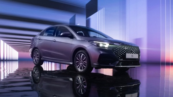 Модельный ряд OMODA в России пополнился седаном S5