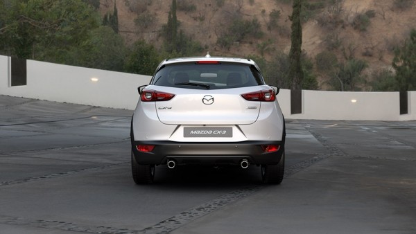 В России появились кроссоверы Mazda CX-3