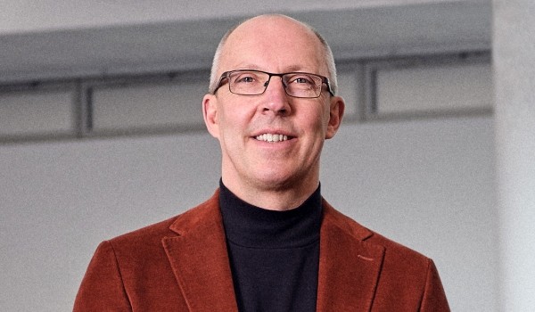 Дайджест дня: ностальгический Hilux, новый партнер Автотора и другие события индустрии Дайджест дня: ностальгический Hilux, новый партнер Автотора и другие события индустрии