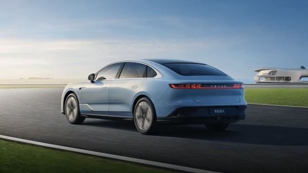 Раскрыты российские цены на роскошный электроседан Voyah Passion Раскрыты российские цены на роскошный электроседан Voyah Passion