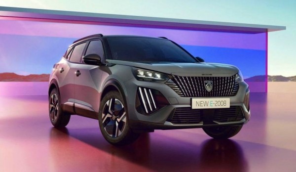 Представлен обновленный паркетник Peugeot 2008 Представлен обновленный паркетник Peugeot 2008