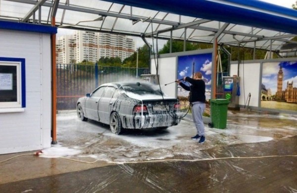 Как правильно мыть автомобиль на мойке самообслуживания Как правильно мыть автомобиль на мойке самообслуживания