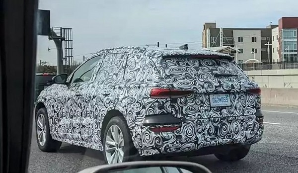 Компания Audi выпустит новые кроссоверы Audi Q5 и Q6 на разных платформах и экстерьером